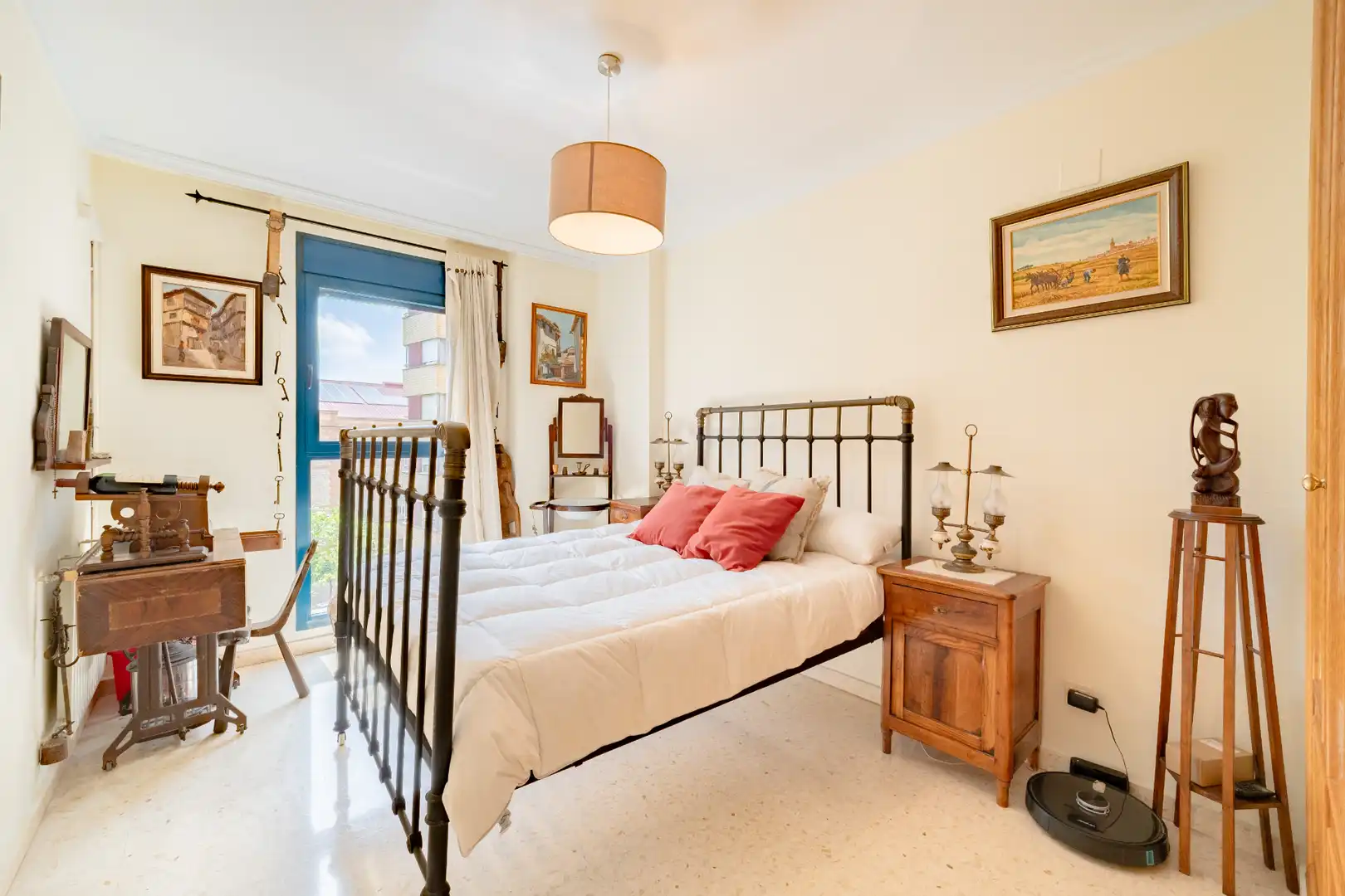 Habitación de Piso en venta en Valencia con Aire acondicionado, Calefacción y Horno