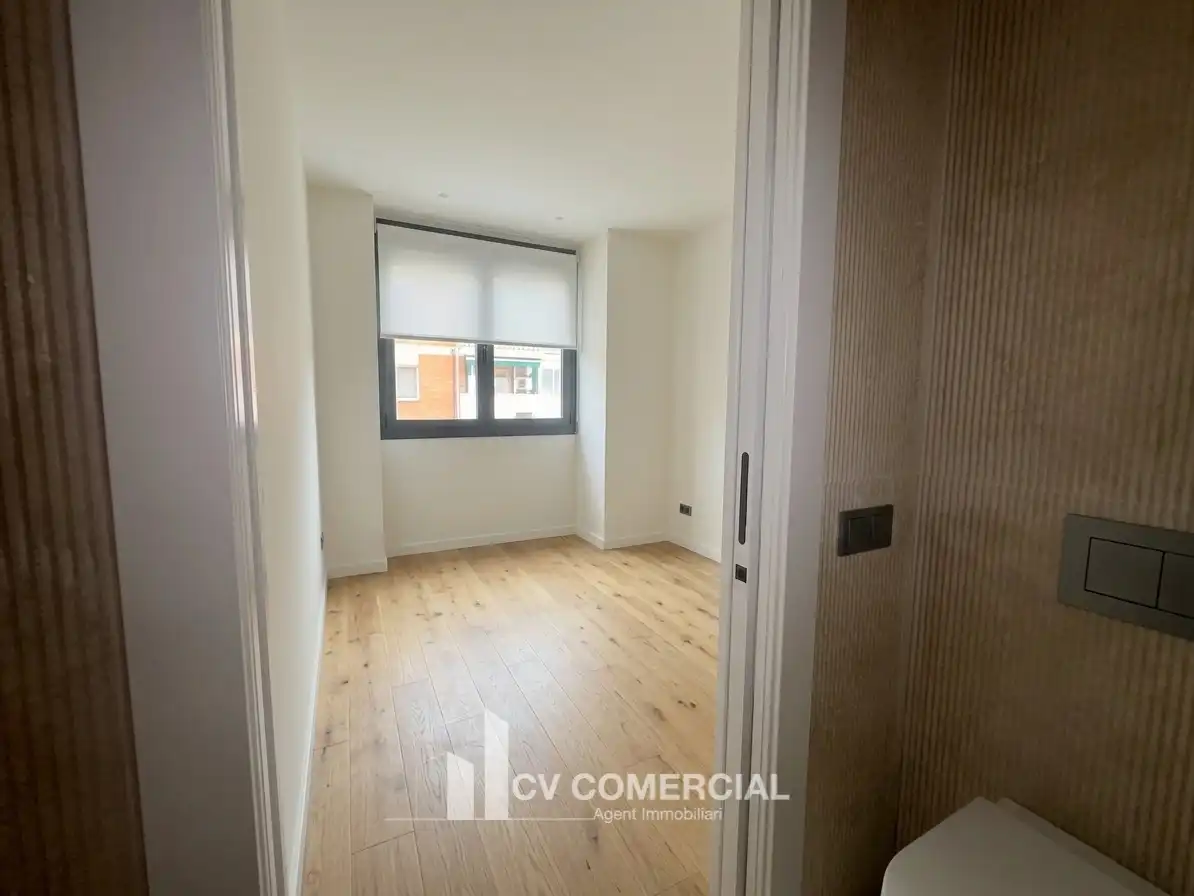 Flat for sale in Pallejà  with Air Conditioner, Heating and Parquet flooring