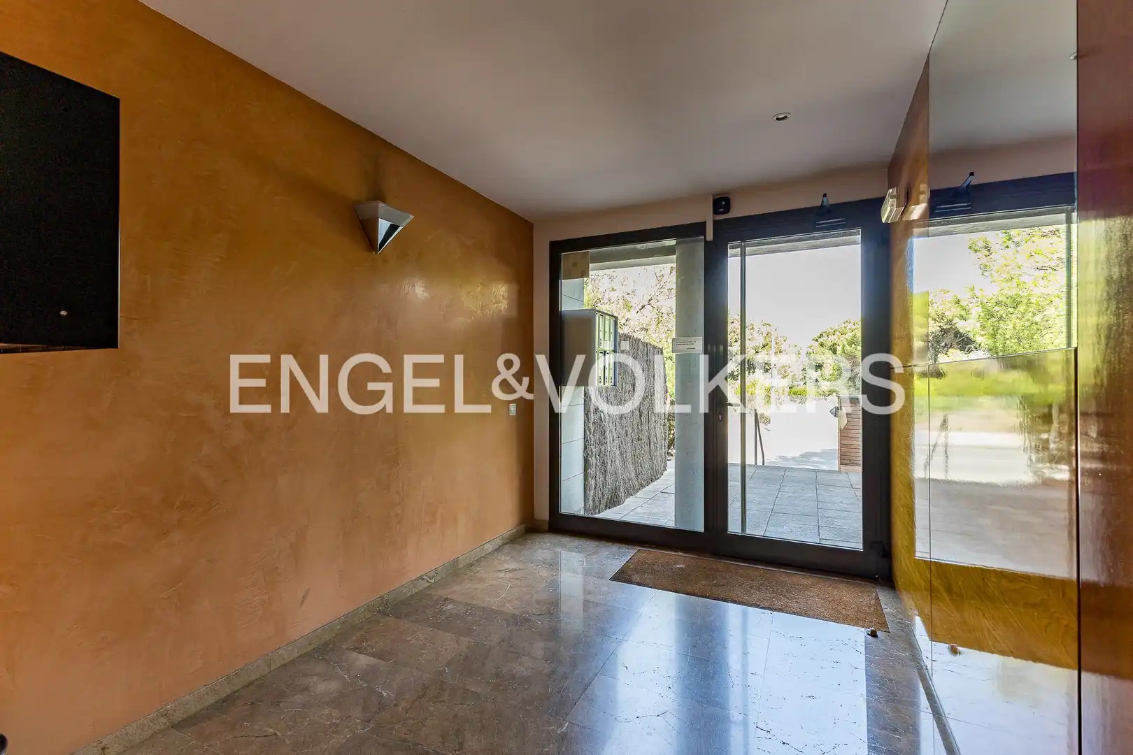 Flat for sale in Gavà  with Air Conditioner, Heating and Parquet flooring