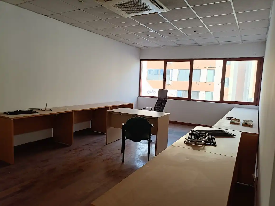 Oficina de lloguer en Madrid amb Aire condicionat, Calefacció i Internet