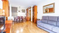 Living room of Apartment for sale in Premià de Mar  with Air Conditioner, Heating and Parquet flooring