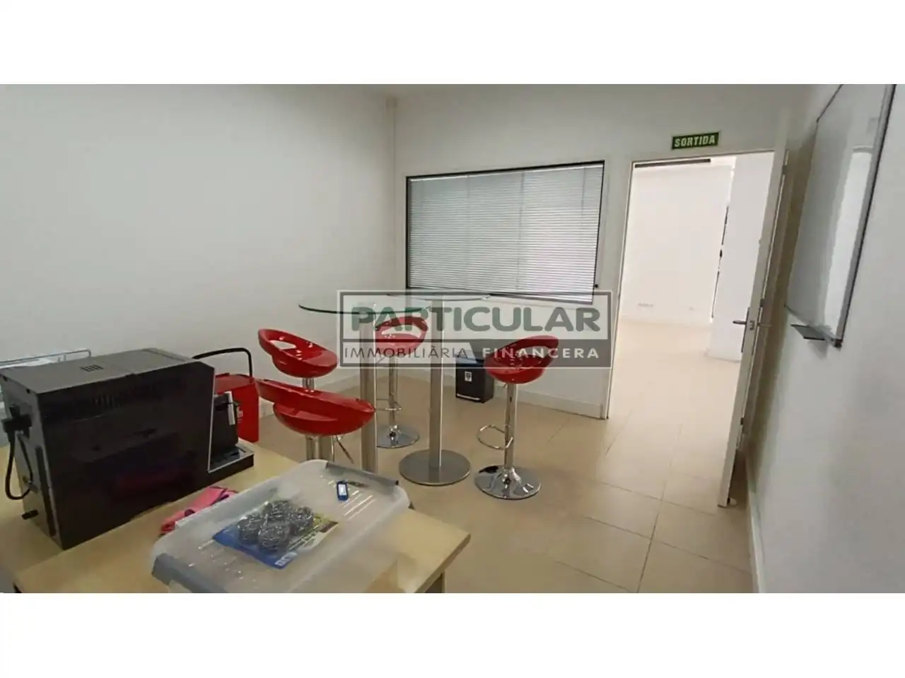 Oficina en traspas a Rifanyes, 14, Cardedeu