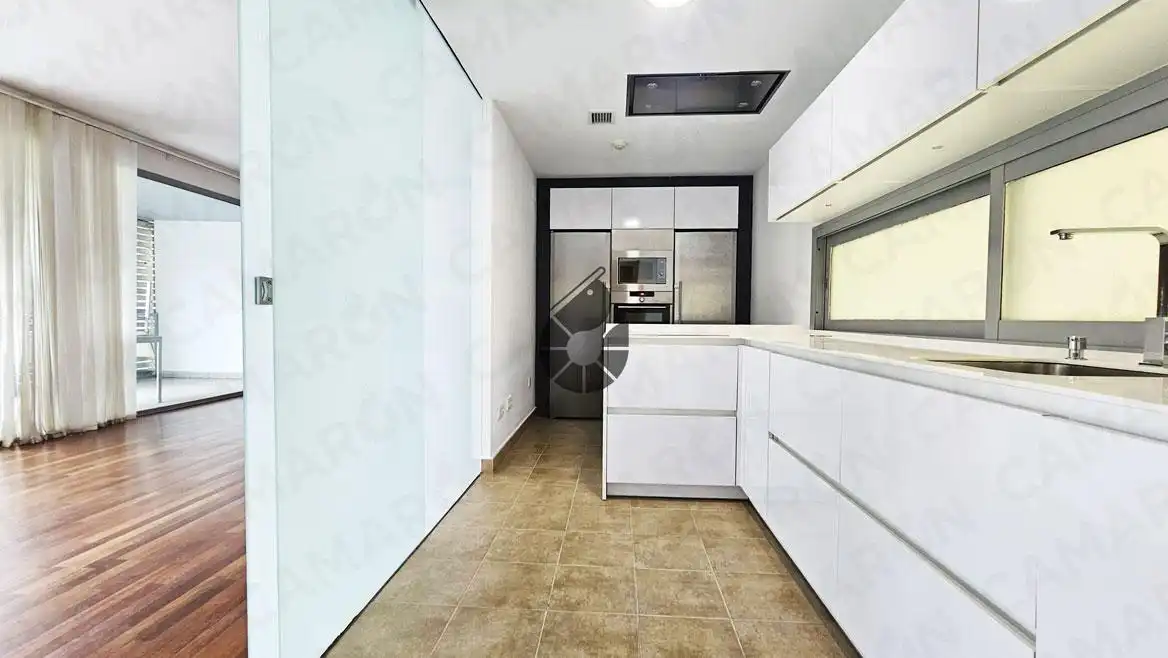 Cocina de Piso en venta en Mairena del Aljarafe con Aire acondicionado, Trastero y Piscina comunitaria