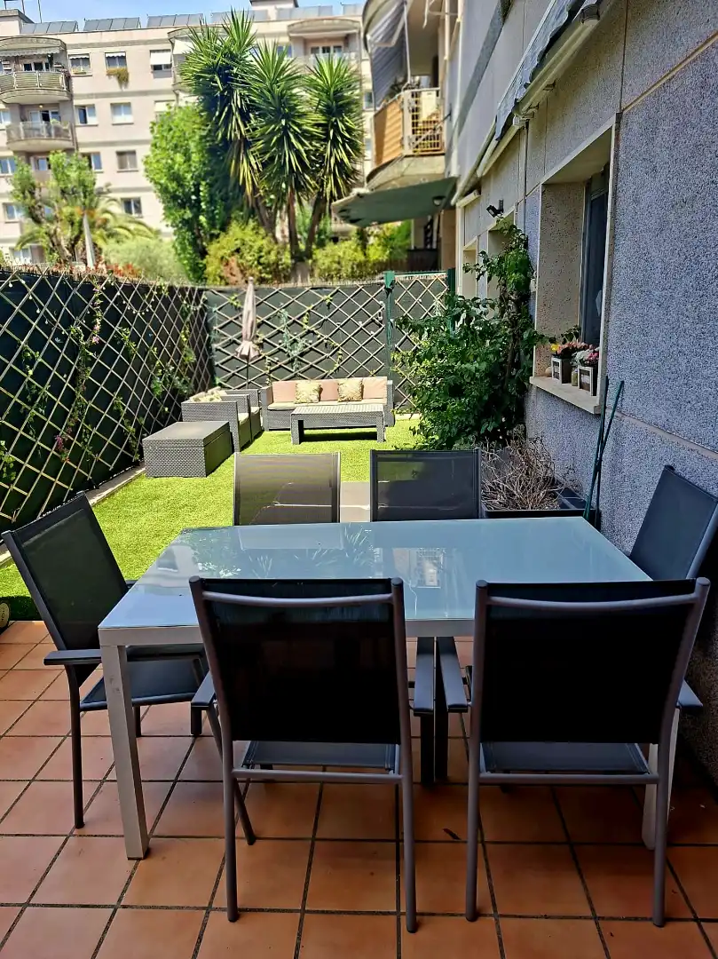 Terrassa de Planta baixa en venda en Castelldefels amb Aire condicionat, Calefacció i Jardí privat