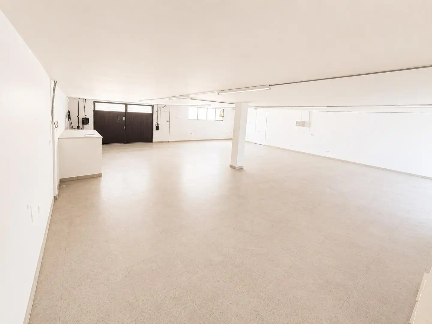 Industrial buildings for sale in Almansa