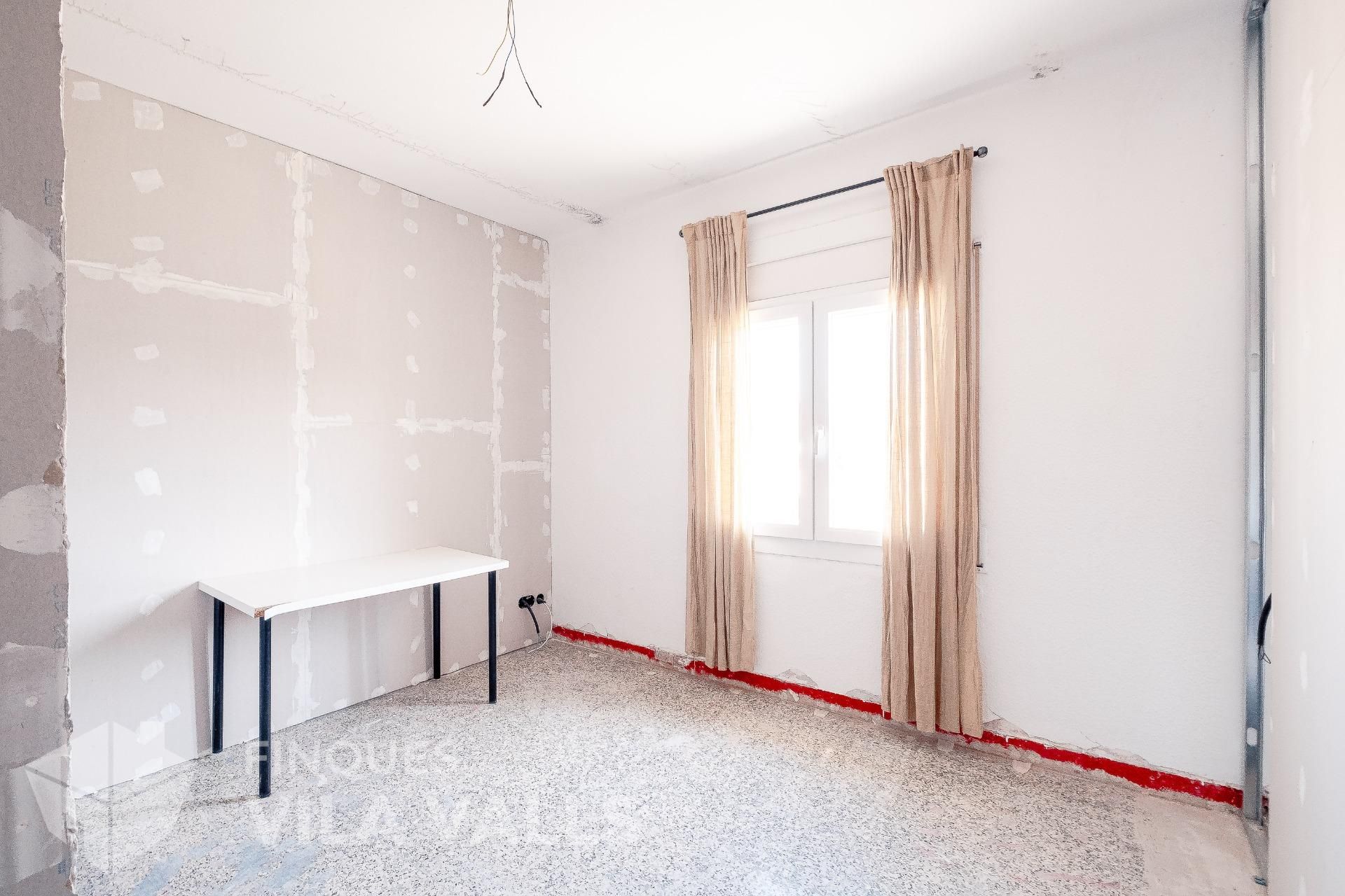 Bedroom of Flat for sale in Palau-solità i Plegamans