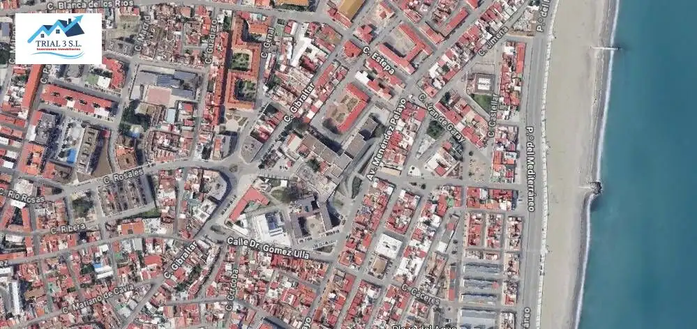Vista exterior de Casa o xalet en venda en La Línea de la Concepción