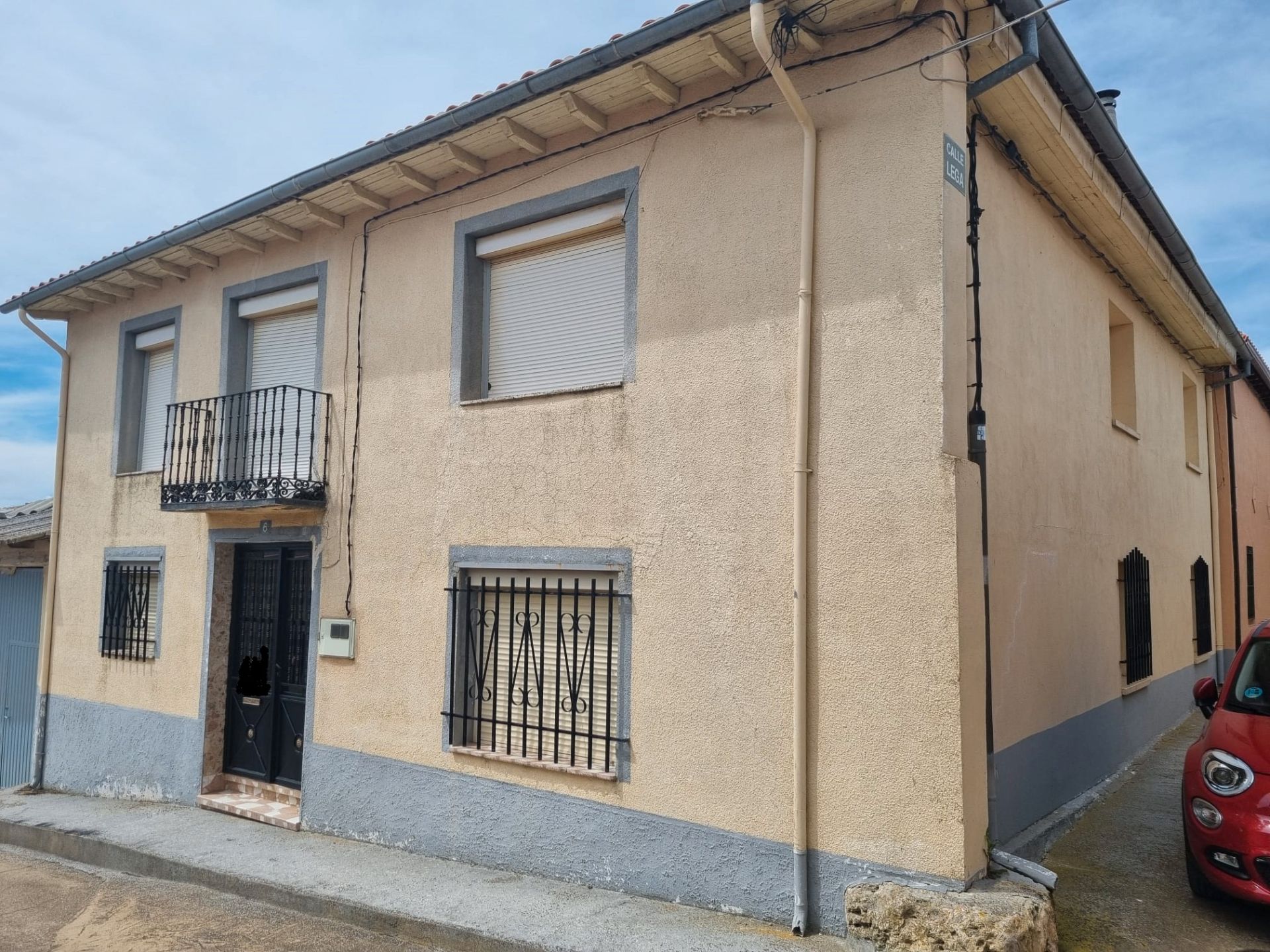 Exterior view of House or chalet for sale in Aguilar de Campos  with Heating, Private garden and Terrace