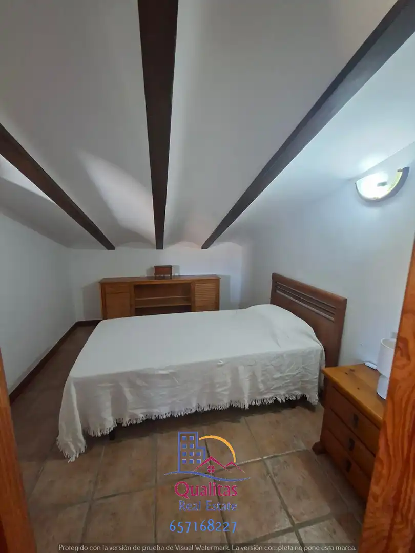 Habitación de Casa o chalet de alquiler en Oliva con Aire acondicionado, Jardín privado y Terraza