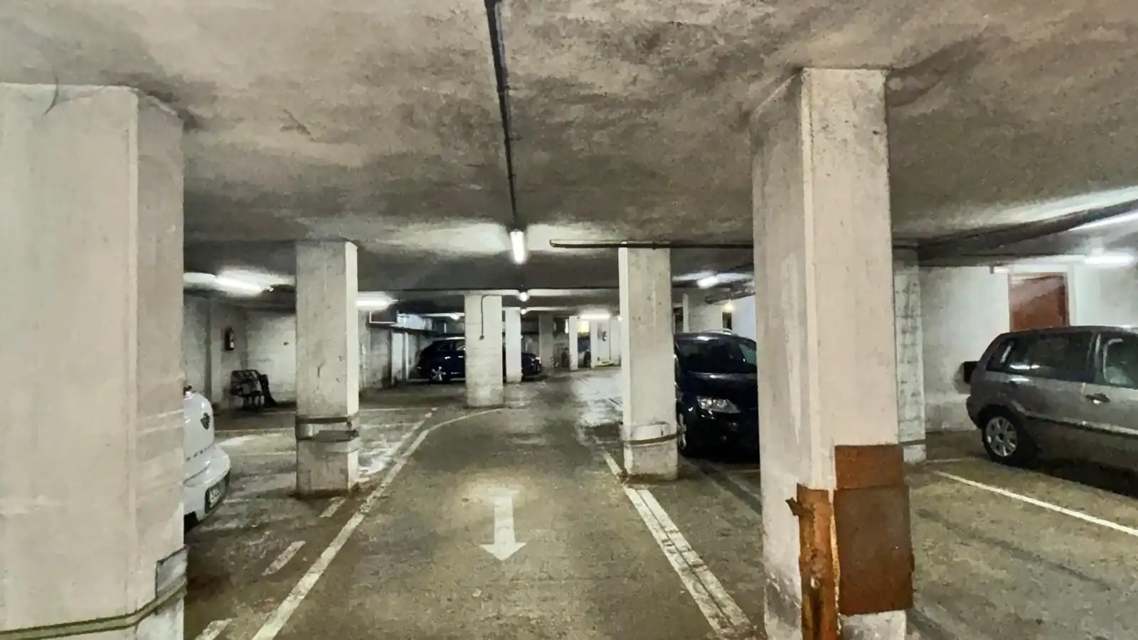 Aparcament de Pis en venda en Laudio / Llodio amb Calefacció, Terrassa i Traster