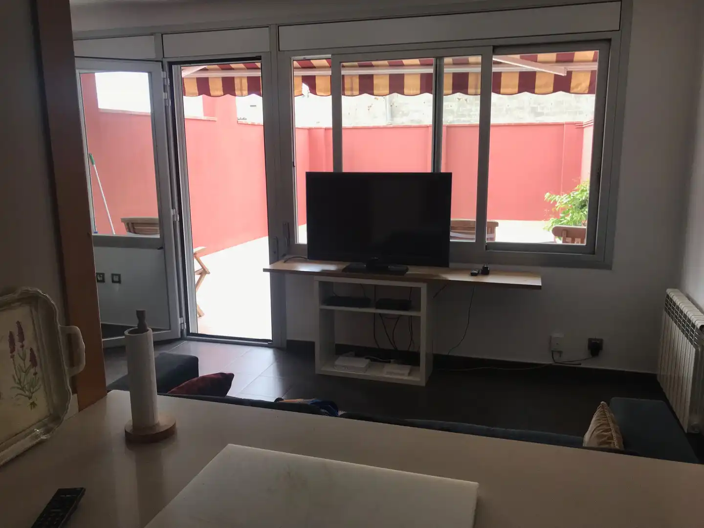 Wohnzimmer von Maisonette zum Verkauf in Mataró mit Heizung, Terrasse und Ofen