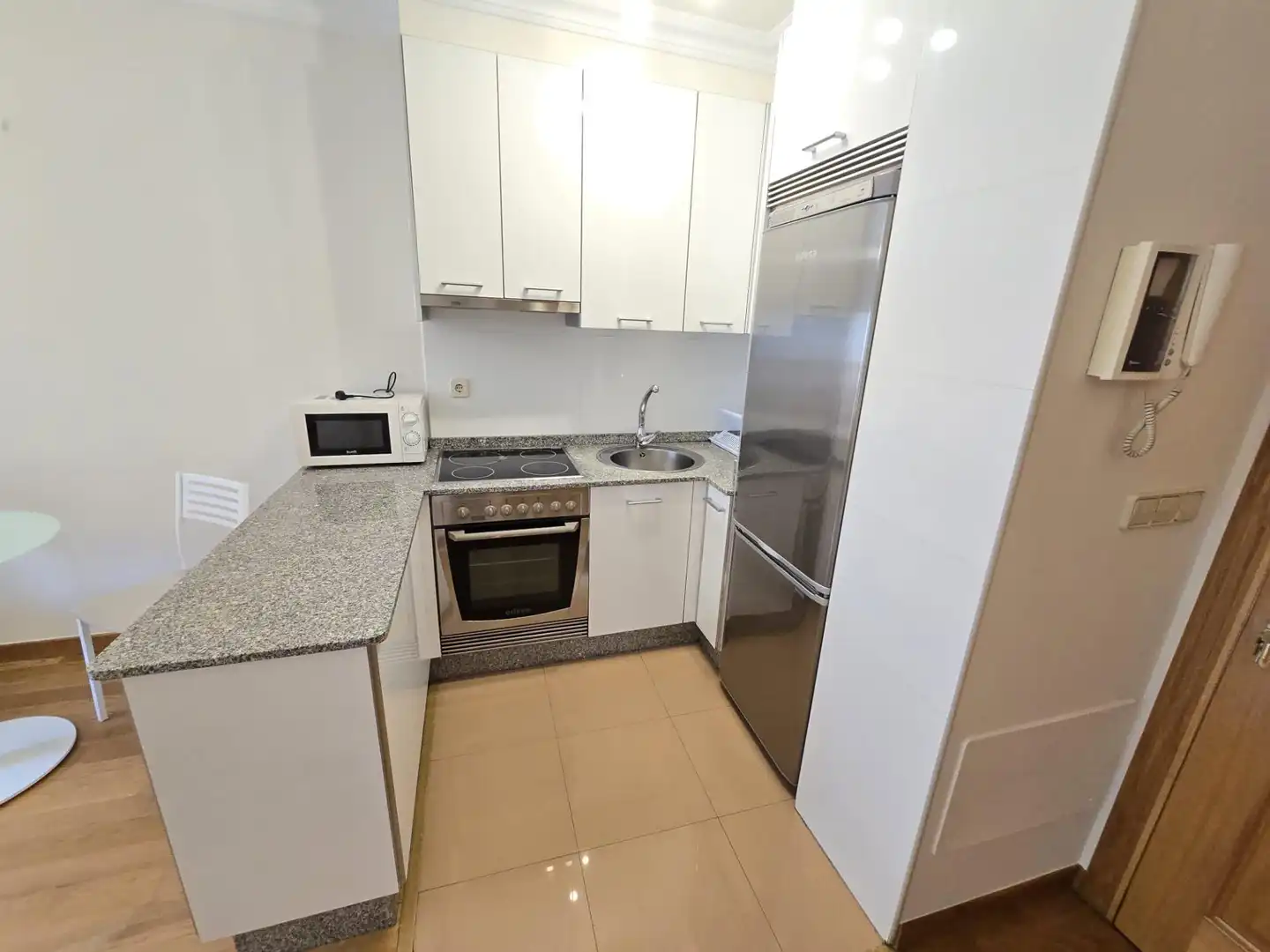 Apartament de lloguer a Avenida Castrelos, As Travesas - Balaídos