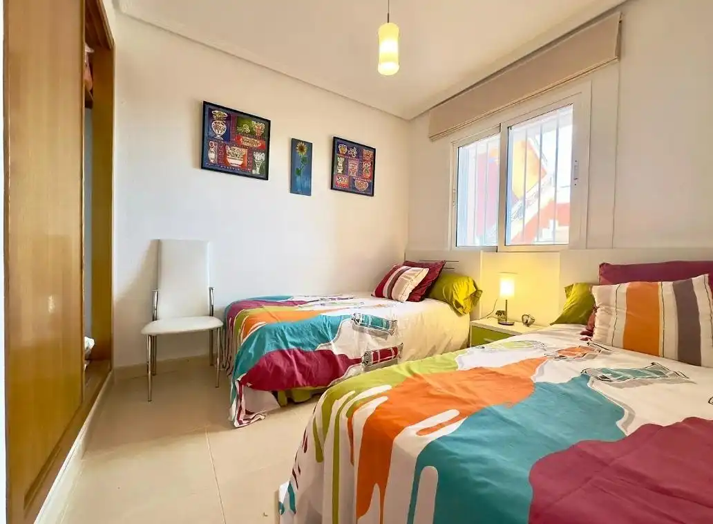Bungalow with terrace for sale in Calle Abeto, imagen 22