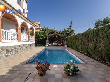 Villa à vendre à Gójar