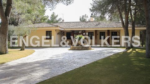 Gran finca de recreo y caza en Ayora, imagen 2