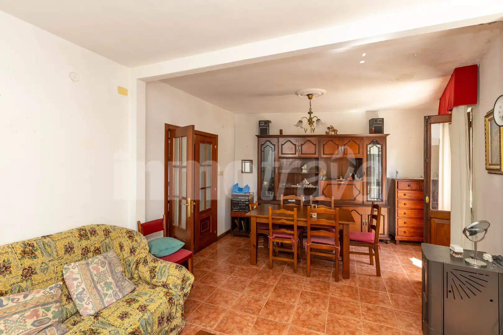 Sala d'estar de Casa adosada en venda en Sanxenxo amb Terrassa, Moblat i Forn