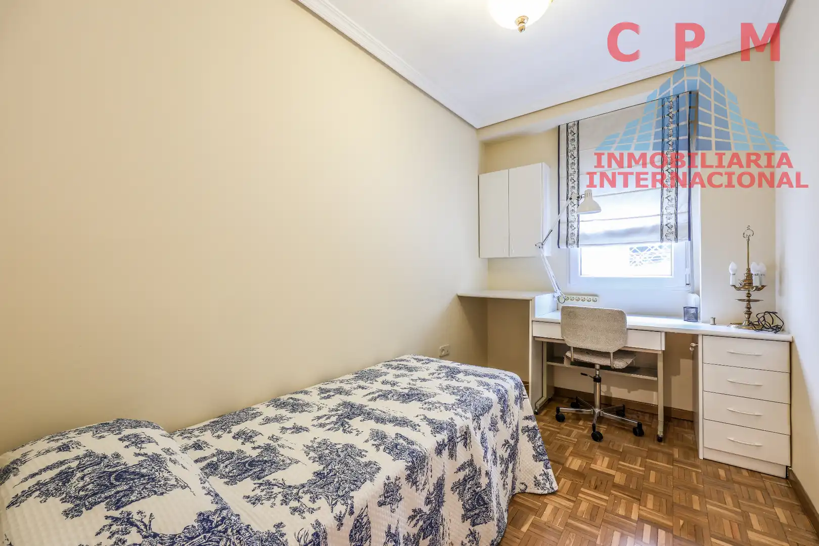 Habitación de Piso de alquiler en Madrid con Aire acondicionado, Calefacción y Horno