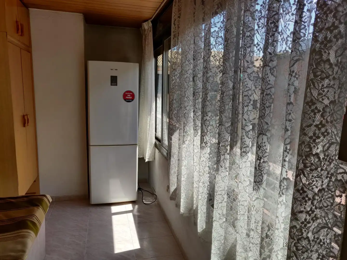 Cuina de Apartament de lloguer en Granada amb Calefacció