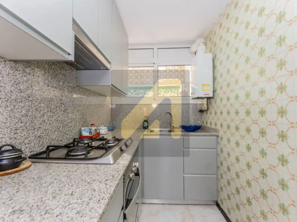 Cuina de Apartament en venda en Barcelona