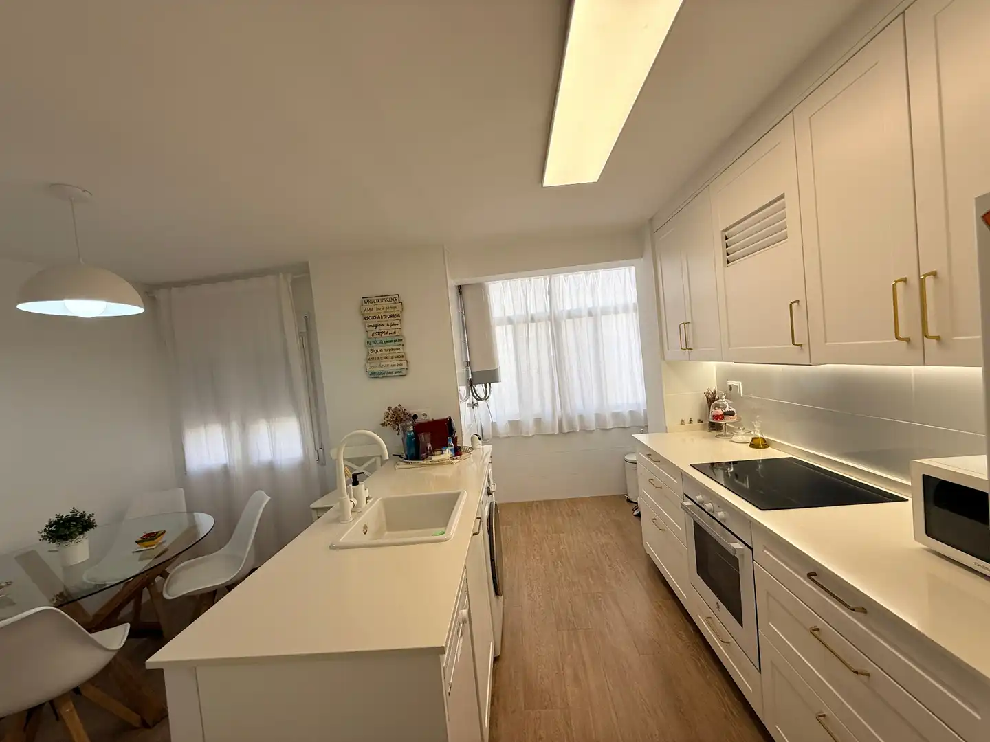 Kitchen of Flat for sale in Cartagena  with Air Conditioner and Furnished