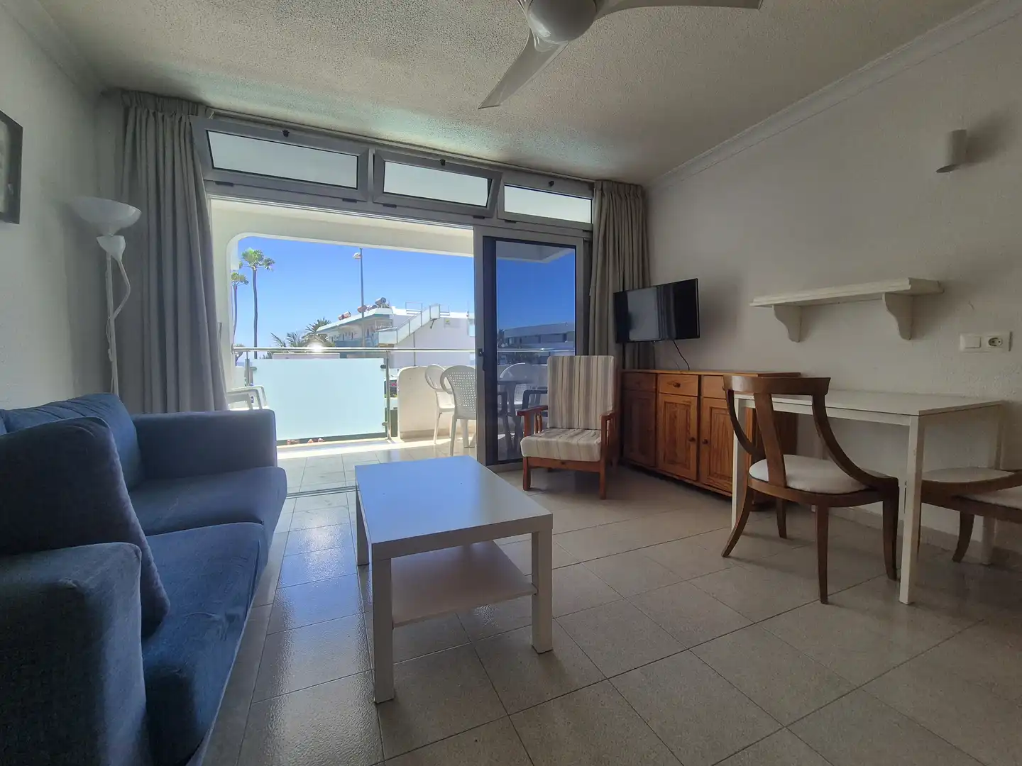 Wohnzimmer von Wohnungen zur Miete in San Bartolomé de Tirajana mit Privatgarten, Terrasse und Schwimmbad