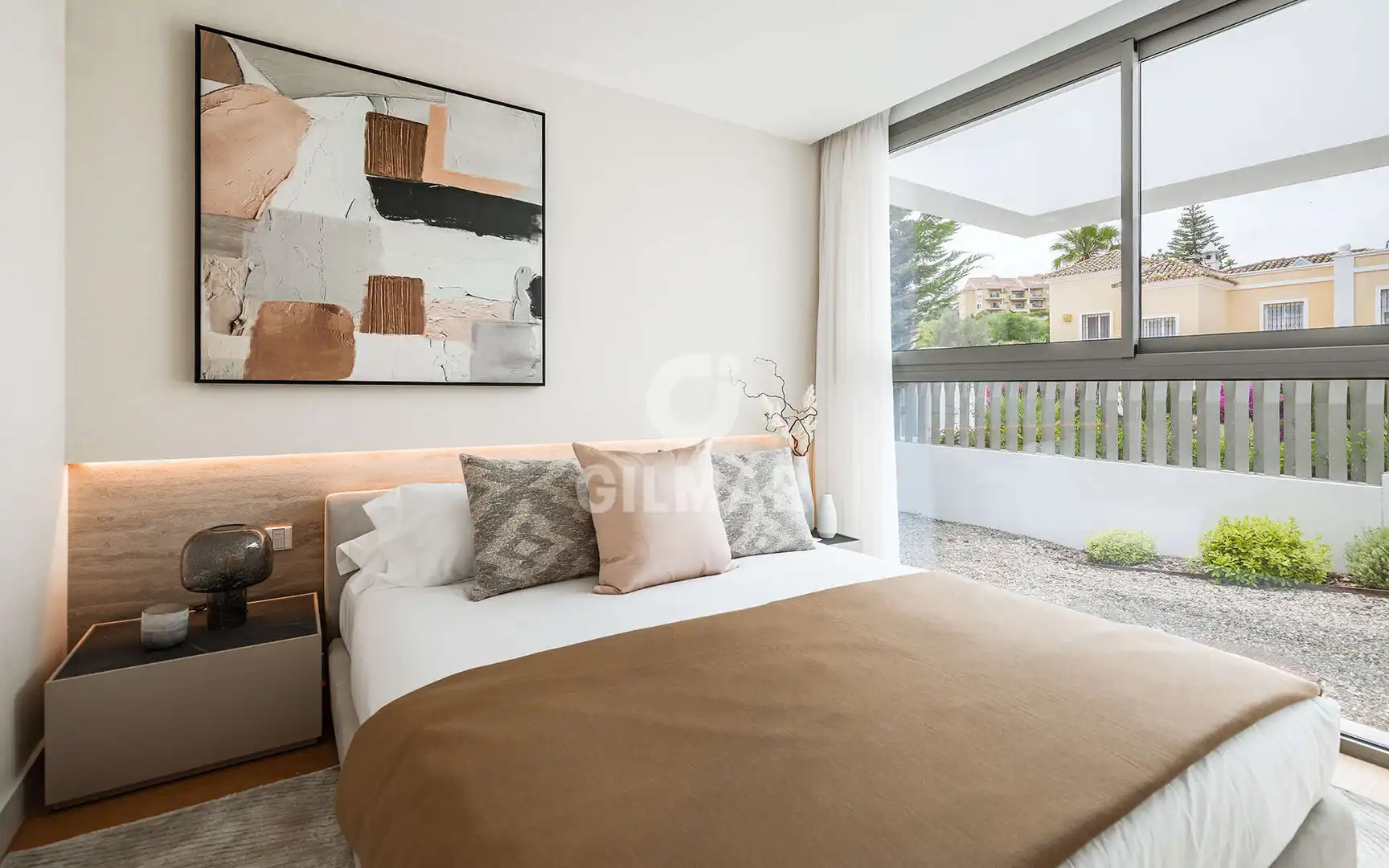 Habitación de Casa o chalet en venta en Estepona con Calefacción, Jardín privado y Piscina