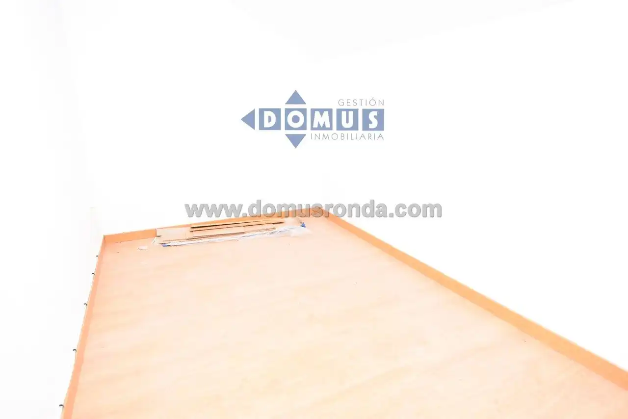 Bedroom of Flat for rent in Ronda  with Air Conditioner and Terrace