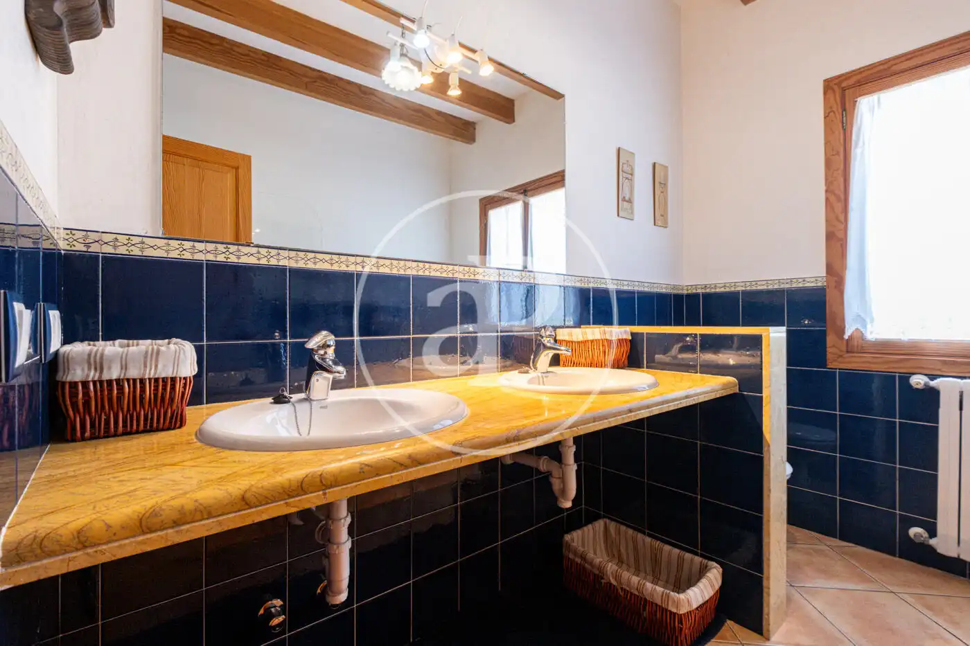 Baño de Casa o chalet de alquiler en Santa Eugènia con Calefacción, Jardín privado y Terraza