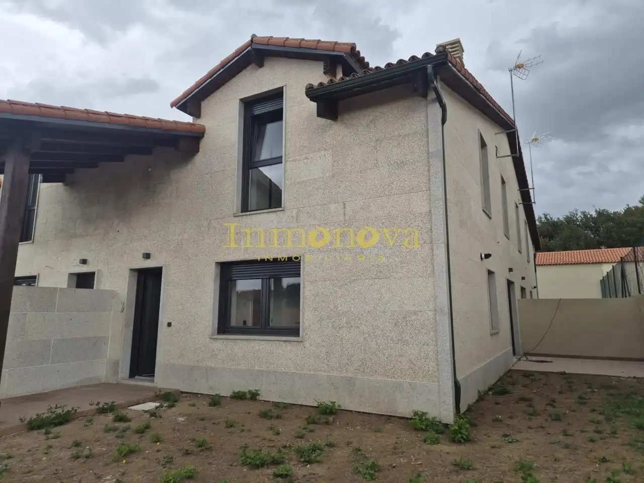 Doppelhaushälfte mit Pool zum Verkauf in VAL DO SEIXO 31, imagen 9