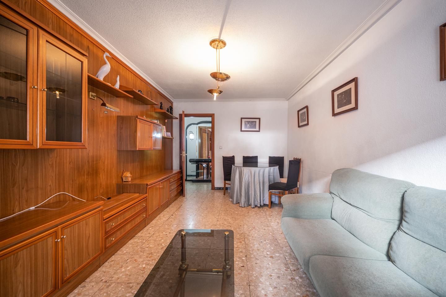 Sala d'estar de Pis en venda en Ávila Capital amb Calefacció i Traster