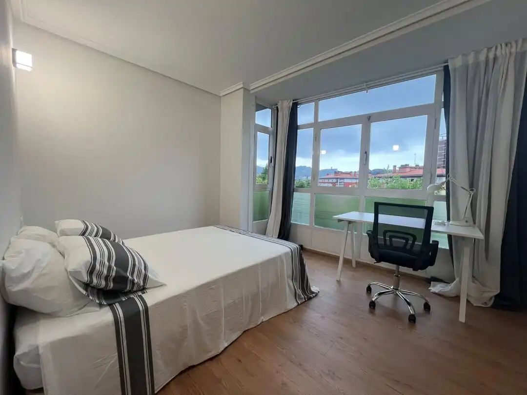 Habitación de Piso de alquiler en Donostia - San Sebastián  con Calefacción