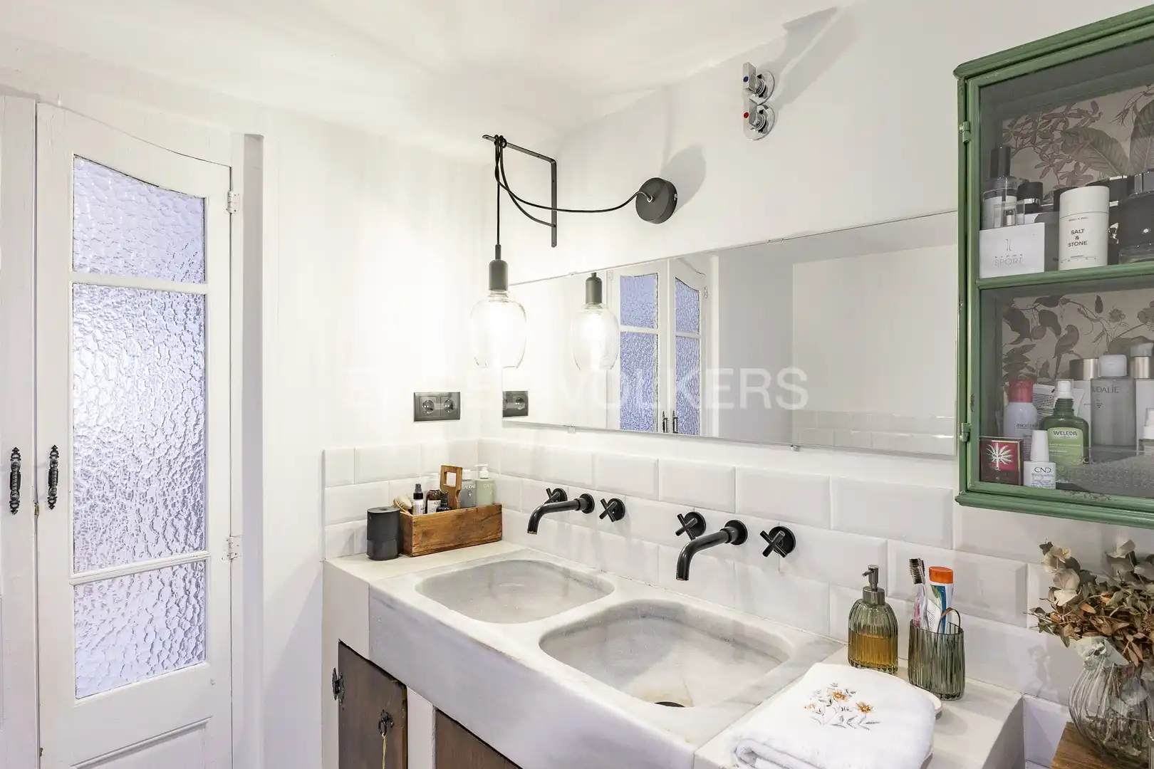 Bathroom of Houses for sale in Molins de Rei, Barcelona