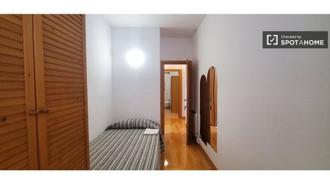 Foto 2 de Piso de alquiler en El Guinardó, Barcelona Capital