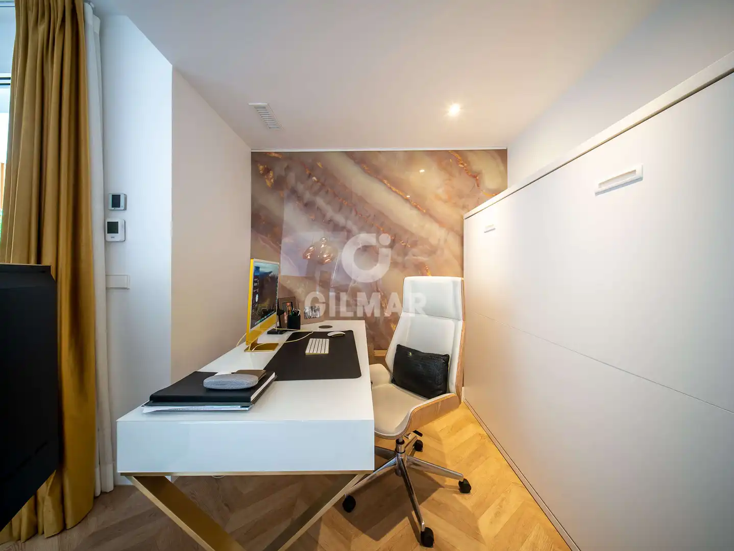 Dachboden zum Verkauf in Madrid mit Heizung, Abstellraum und Balkon