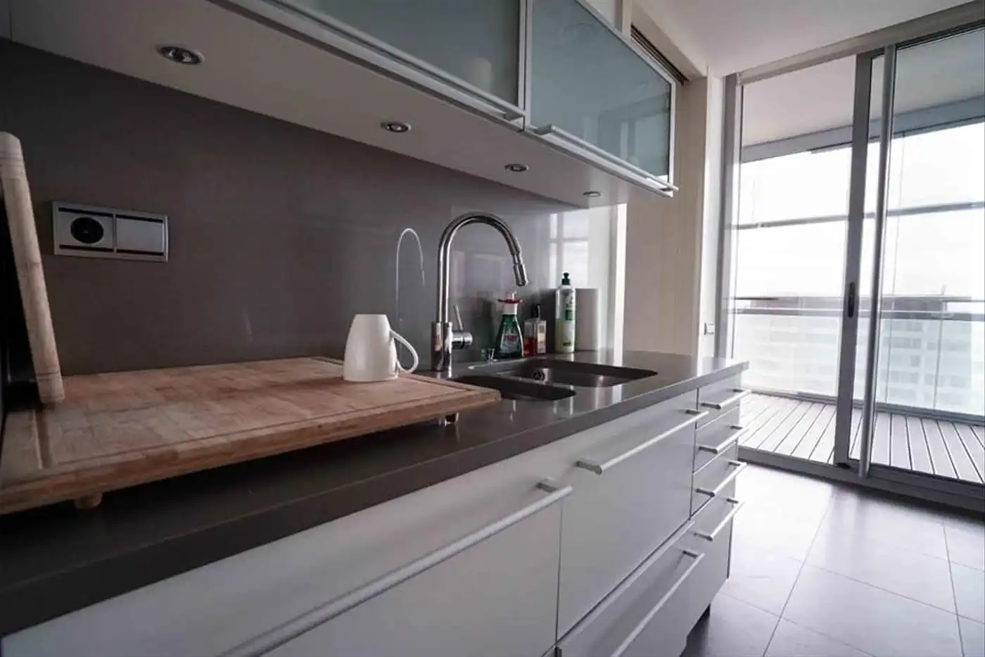 Cocina de Piso de alquiler en Barcelona con Aire acondicionado, Calefacción y Terraza
