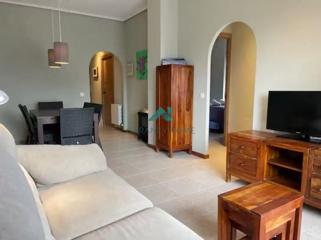 Sala d'estar de Pis de lloguer en Noja amb Calefacció, Jardí privat i Terrassa