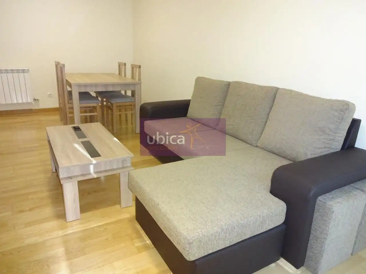Sala de estar de Piso de alquiler en O Porriño   con Calefacción, Trastero y Amueblado