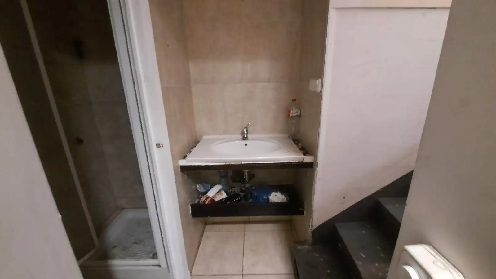 Bany de Local de lloguer en Barcelona amb Aire condicionat