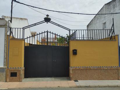 Exterior view of Country house for sale in Hinojos  with Furnished