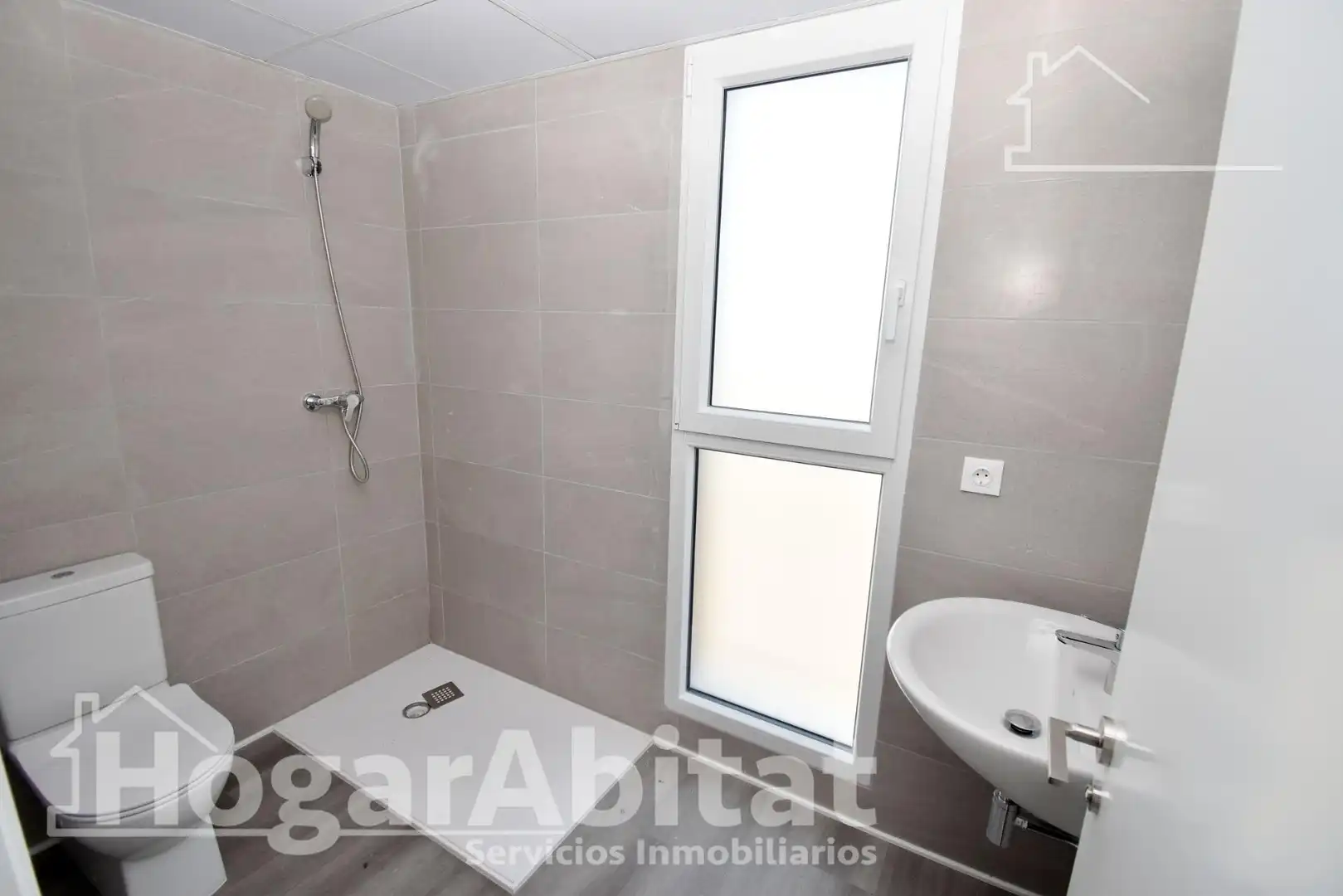 Baño de Piso en venta en Castellón de la Plana / Castelló de la Plana