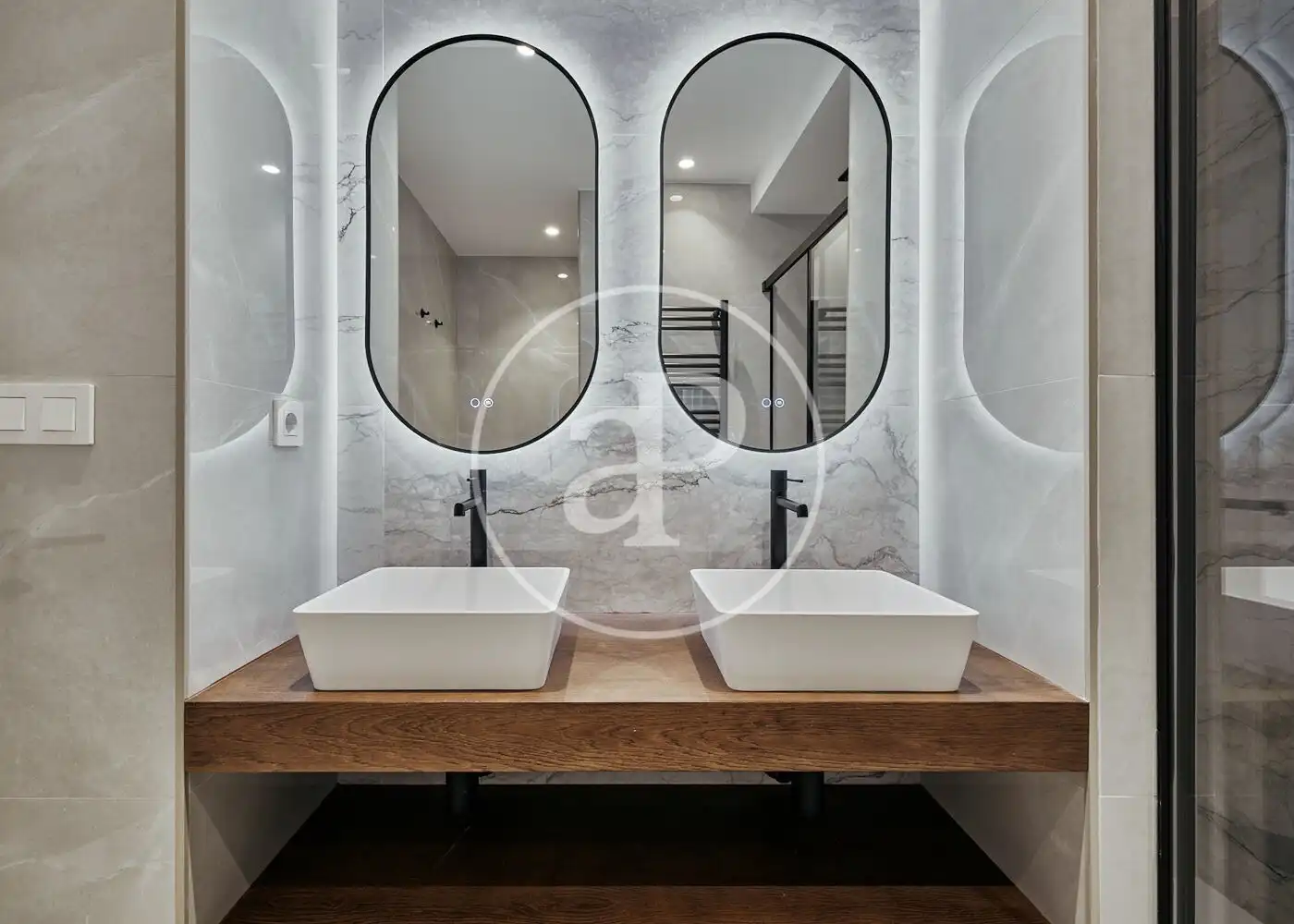 Baño de Piso en venta en Madrid con Aire acondicionado, Calefacción y Terraza