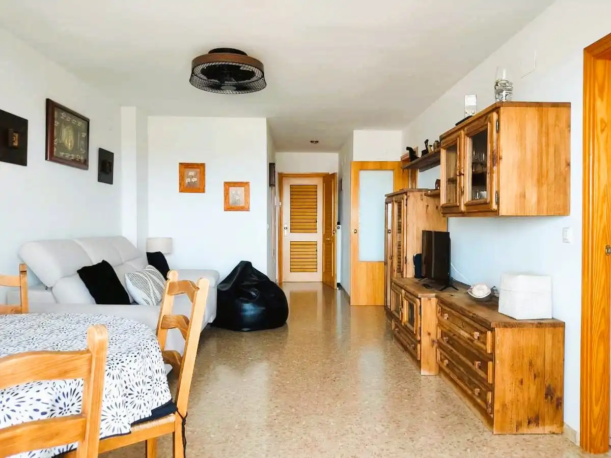 Sala de estar de Apartamento en venta en Canet d'En Berenguer con Terraza, Amueblado y Piscina comunitaria