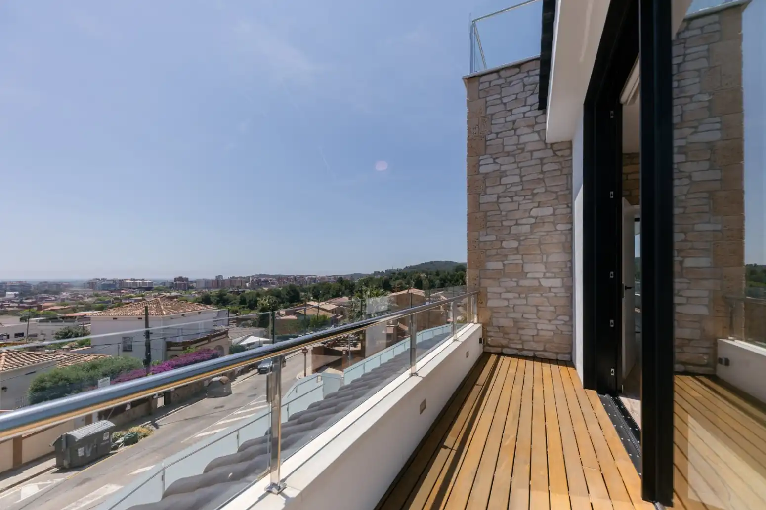 Terrassa de Casa o xalet en venda en Viladecans amb Aire condicionat, Calefacció i Jardí privat