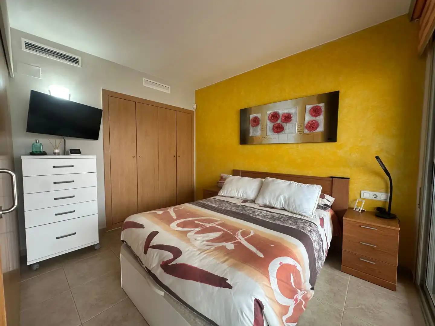 Habitación de Apartamento en venta en Roses con Aire acondicionado, Calefacción y Terraza