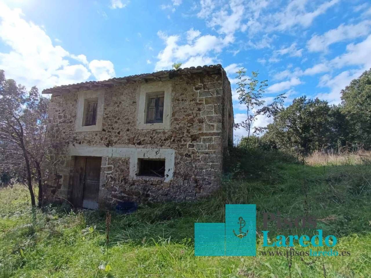 Land for sale in Ampuero
