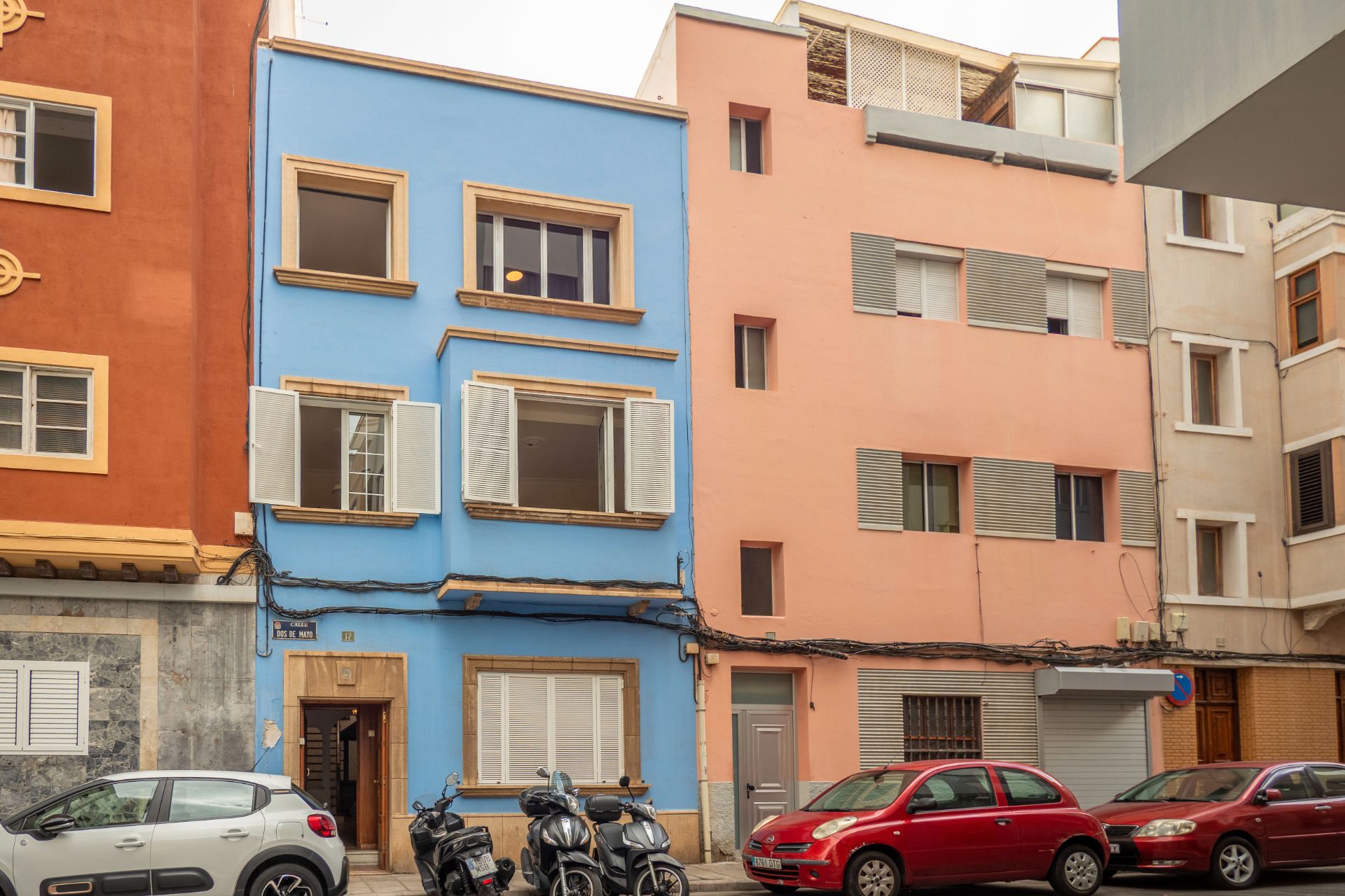 Vista exterior de Casa adosada en venda en Las Palmas de Gran Canaria amb Terrassa