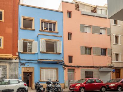 Vista exterior de Casa adosada en venda en Las Palmas de Gran Canaria amb Terrassa