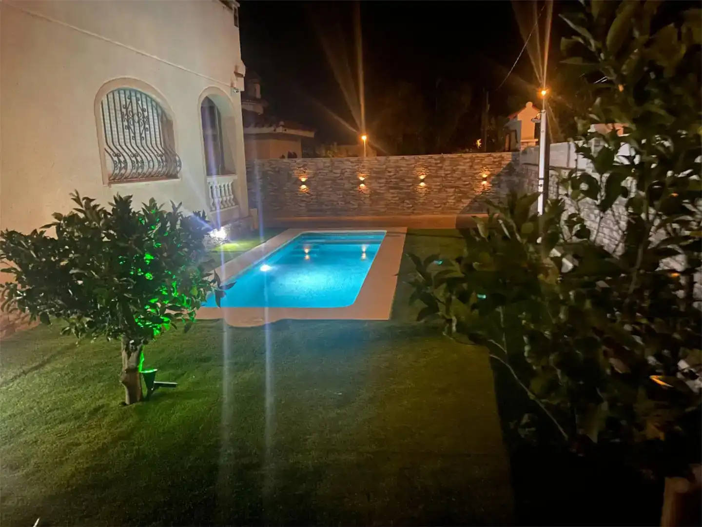 Piscina de Casa adosada en venda en Mont-roig del Camp amb Aire condicionat, Piscina i Balcó