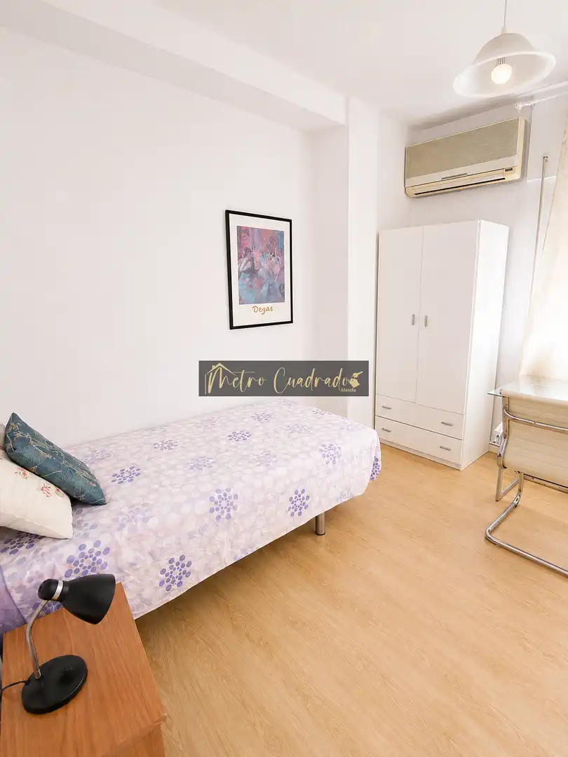 Schlafzimmer von Wohnung zur Miete in Mérida mit Klimaanlage, Möbliert und Balkon