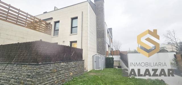 Dúplex en Venta en Faro Errepidea en Santa María de Getxo